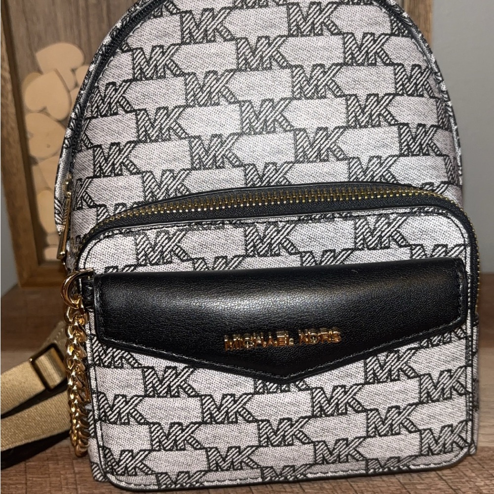 Michael Kors 2 in 1 Backpack